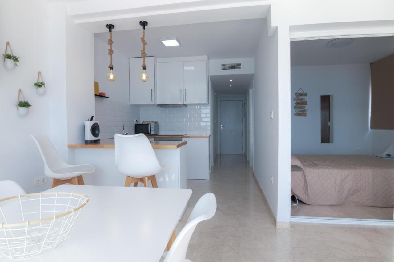 Luminoso Apartamento En Primera Linea De Playa 베니돔 외부 사진
