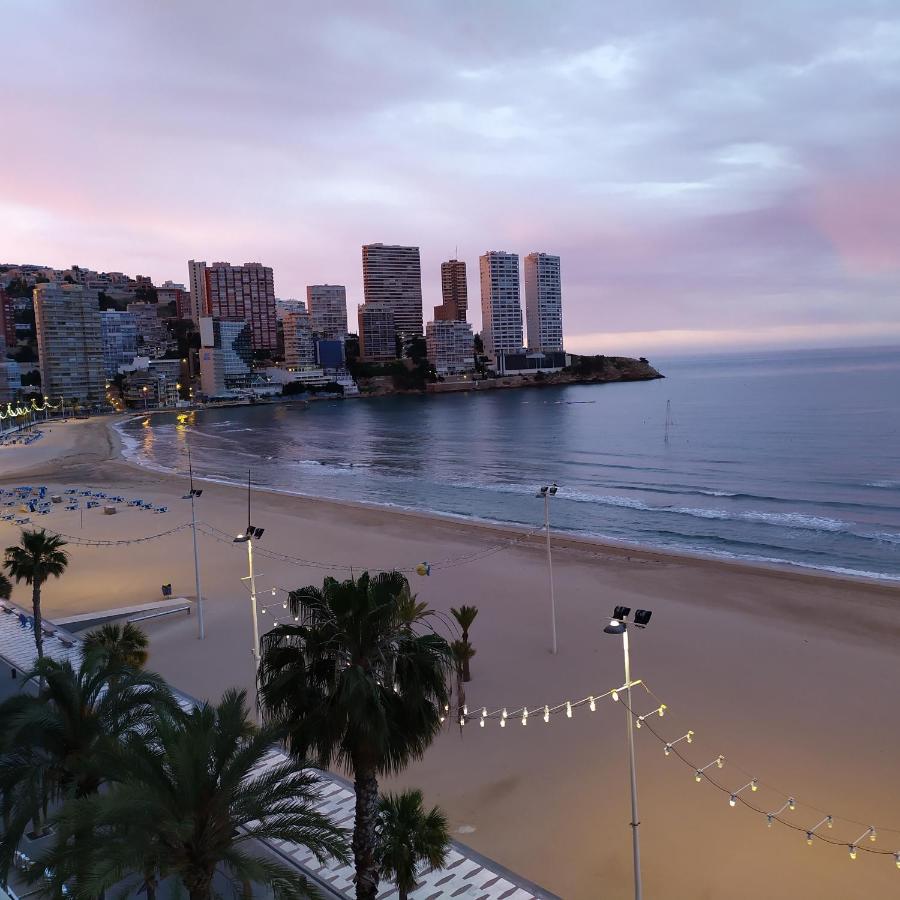 Luminoso Apartamento En Primera Linea De Playa 베니돔 외부 사진